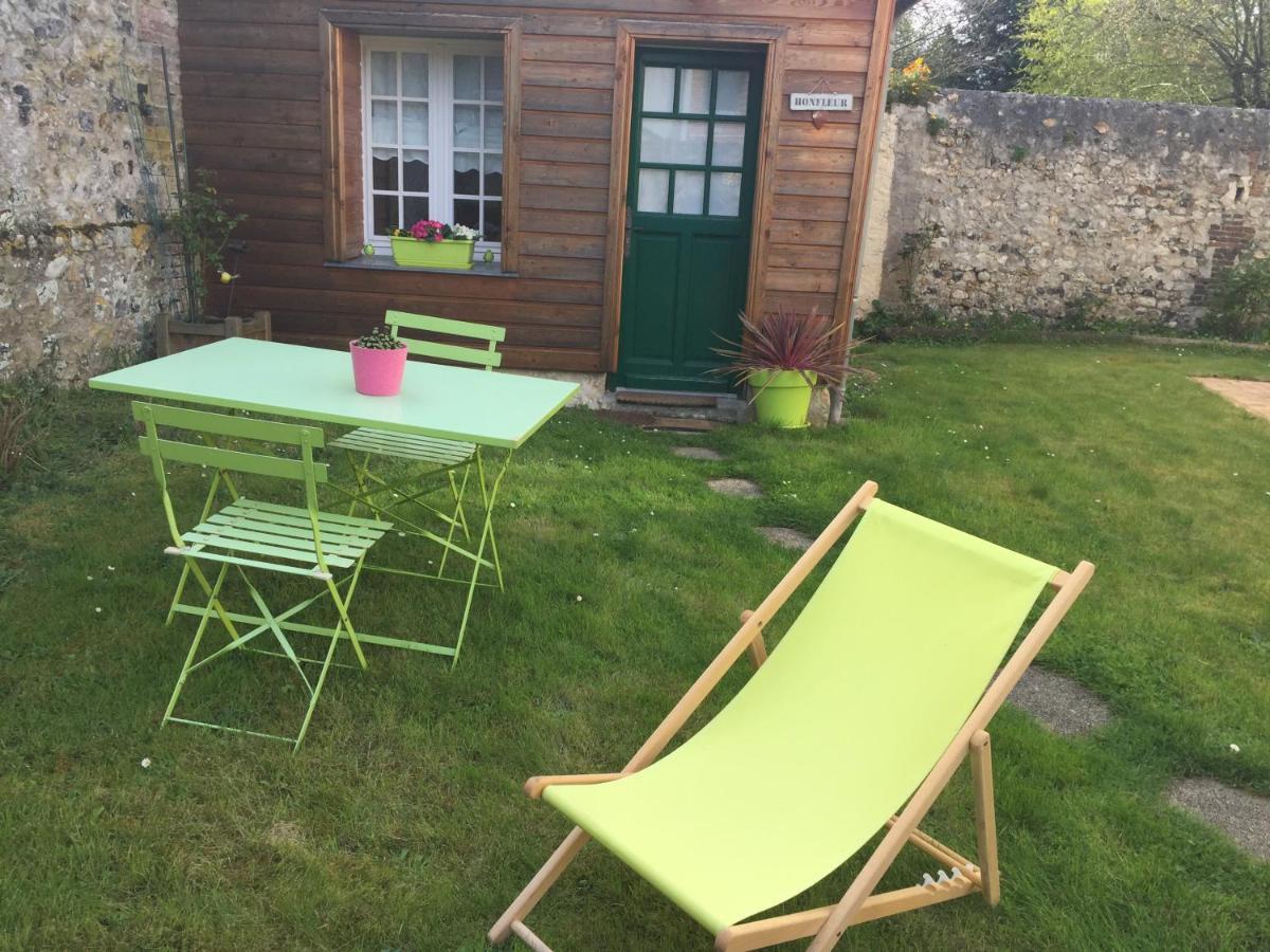 Honfleur A Deux Bed & Breakfast Екстериор снимка