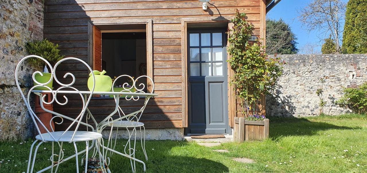 Honfleur A Deux Bed & Breakfast Екстериор снимка